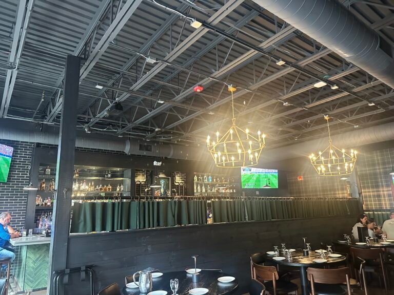Interior photo of Great Dane Pub Royal Oak