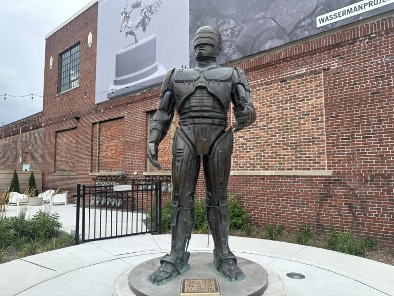 RoboCop statue Detroit