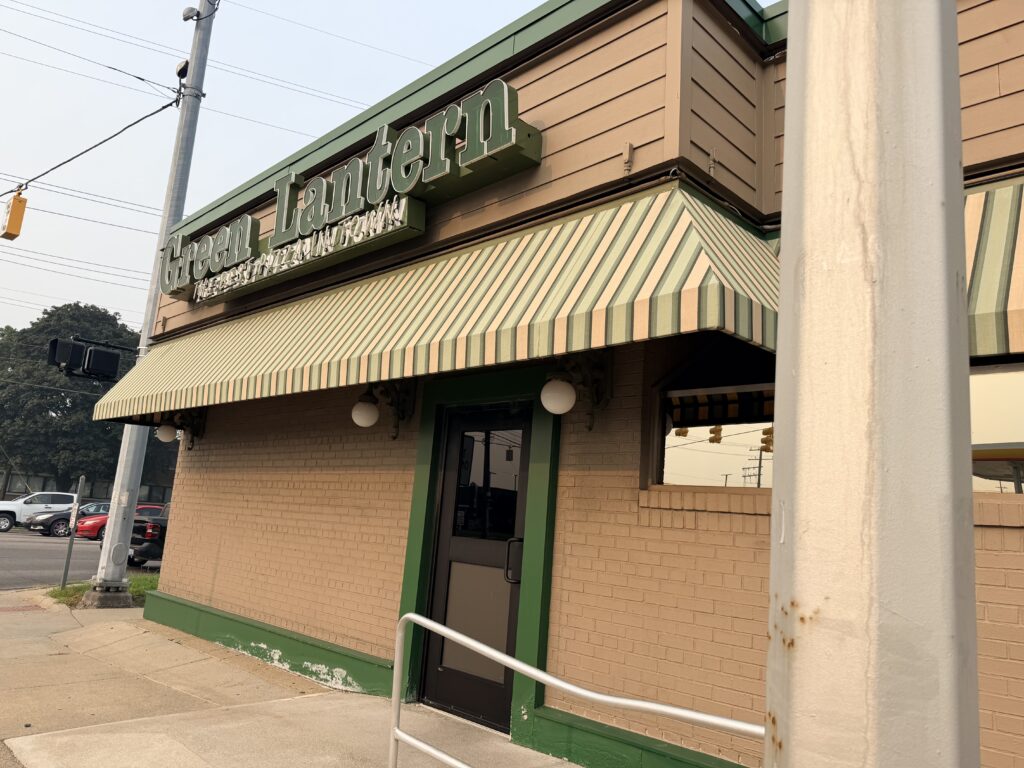 Green Lantern Pizza Madison Heights